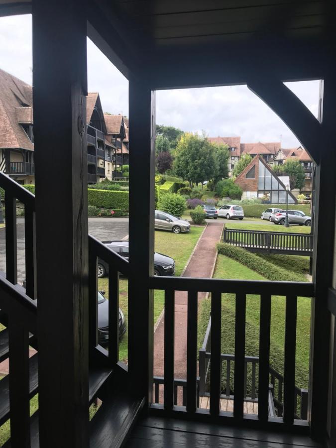 Le Pullman Apartment Deauville Exterior photo